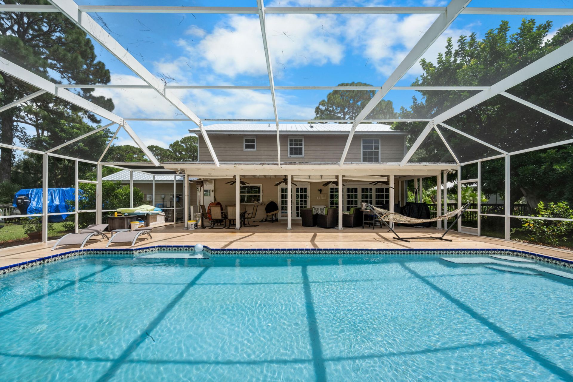 330 NE Town Terrace, Jensen Beach, FL 34957 Photo
