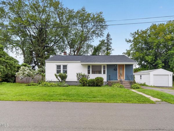 36 Pleasantview Avenue, Albany, NY 12203