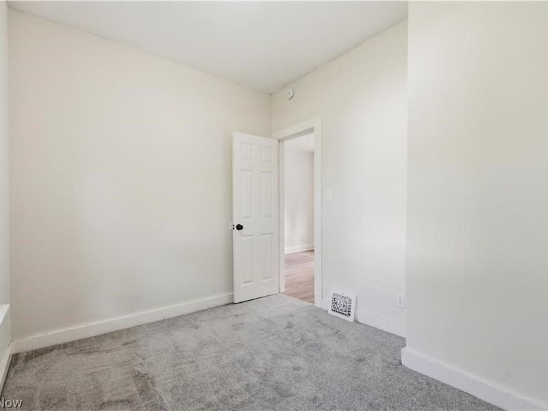 3443 E 75th Street, Cleveland, OH 44127 Photo 17