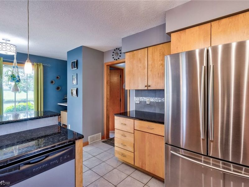 4456 Maplegrove Avenue, Louisville, OH 44641 Photo 11