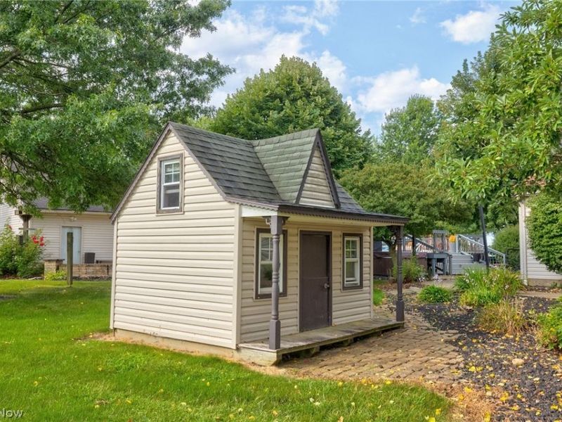 4456 Maplegrove Avenue, Louisville, OH 44641 Photo 31