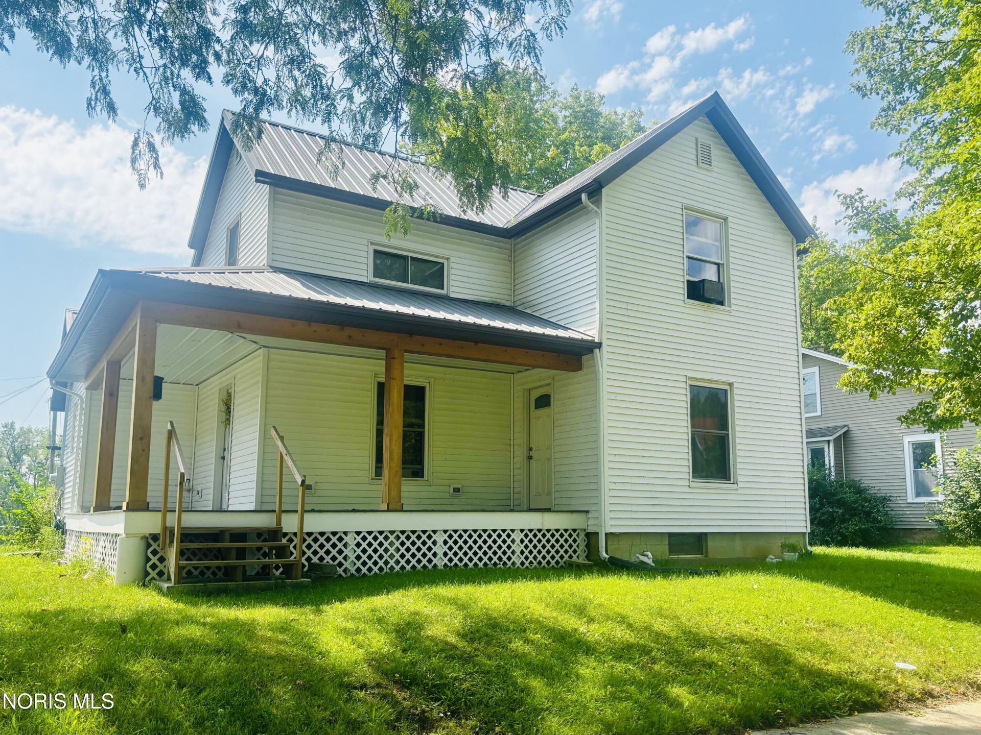 609 Strong Street, Napoleon, OH 43545 Main Photo