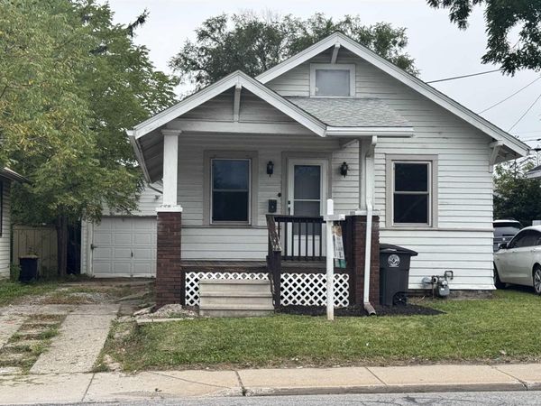 3935 S Clinton Street, Fort Wayne, IN 46806