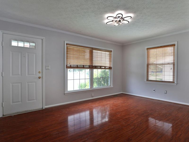 1153 Acton Road, Columbus, OH 43224 Photo 3