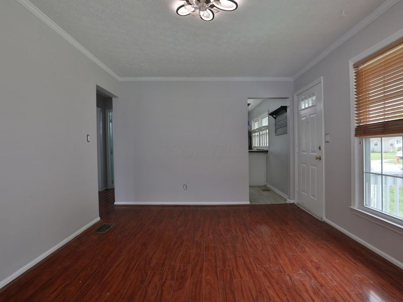 1153 Acton Road, Columbus, OH 43224 Photo 6