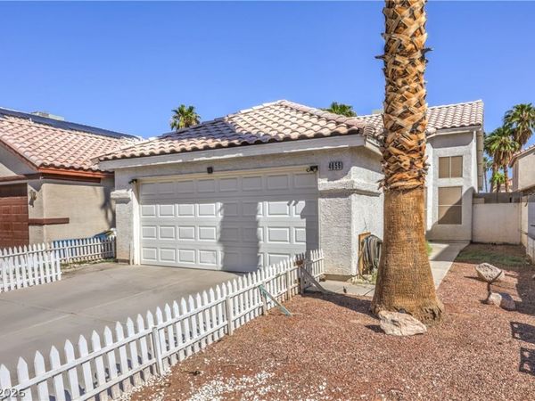 4656 Baby Bird Lane, Las Vegas, NV 89115