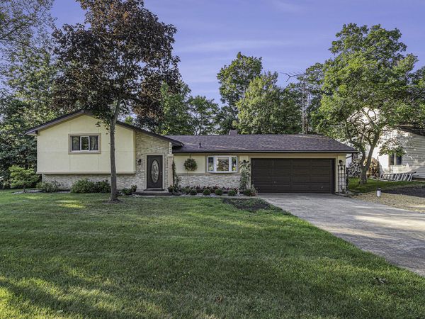 3849 Maple Lane, Berrien Springs, MI 49103