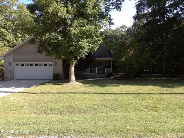 4017 Sioux Rd, Crossville, TN 38572