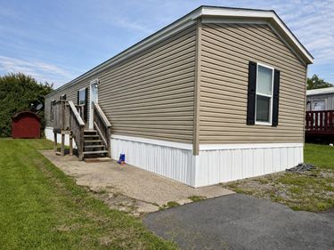 240 Crestview, Flemingsburg, KY 41041