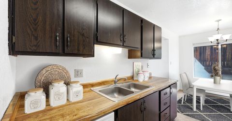 3924 Clear Acre Lane, Unit 98, Reno, NV 89512 Photo