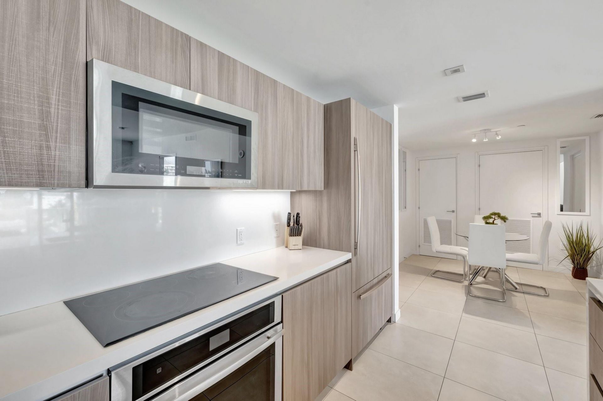 401 N Birch Road, Unit 510, Fort Lauderdale, FL 33304 Photo