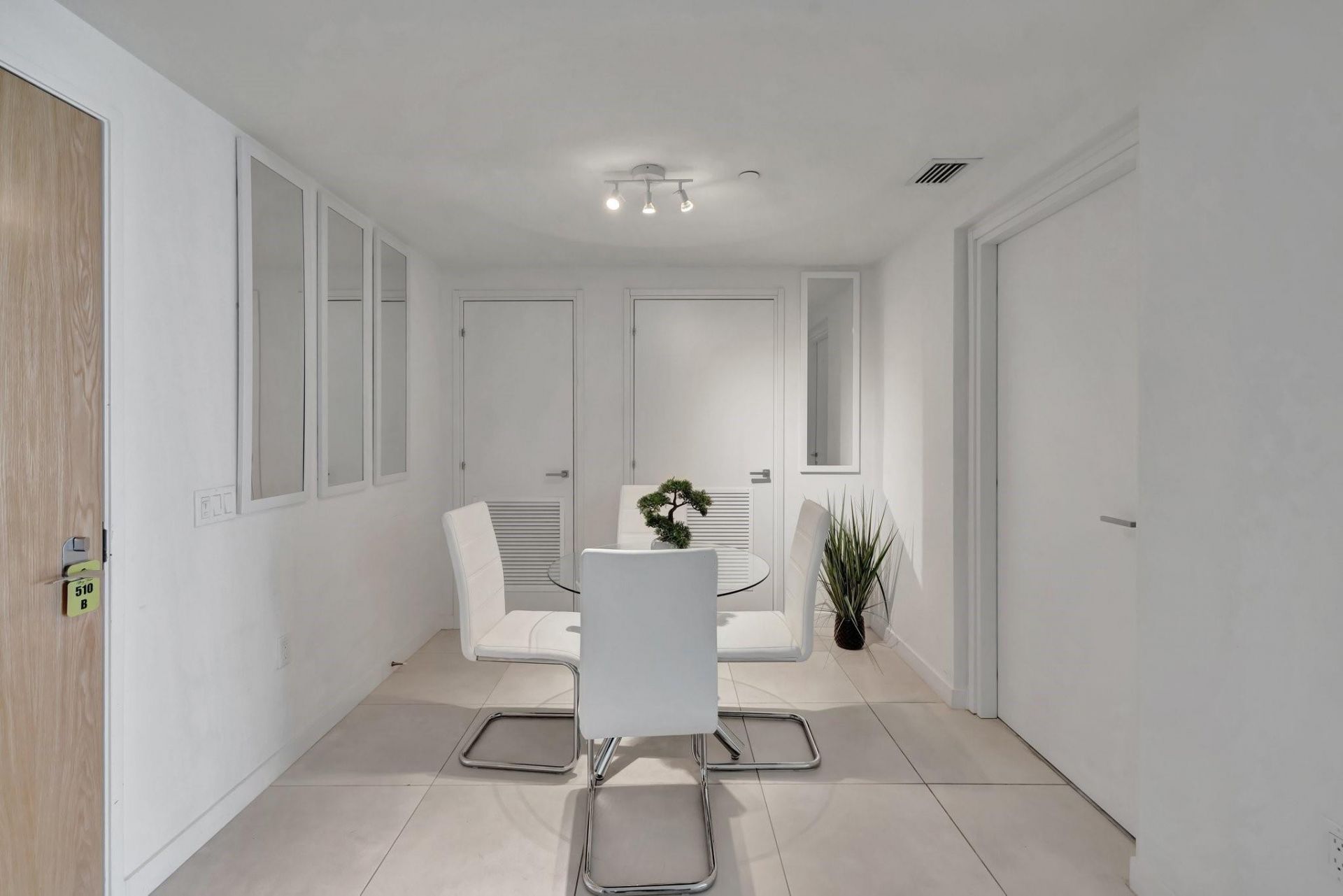 401 N Birch Road, Unit 510, Fort Lauderdale, FL 33304 Photo