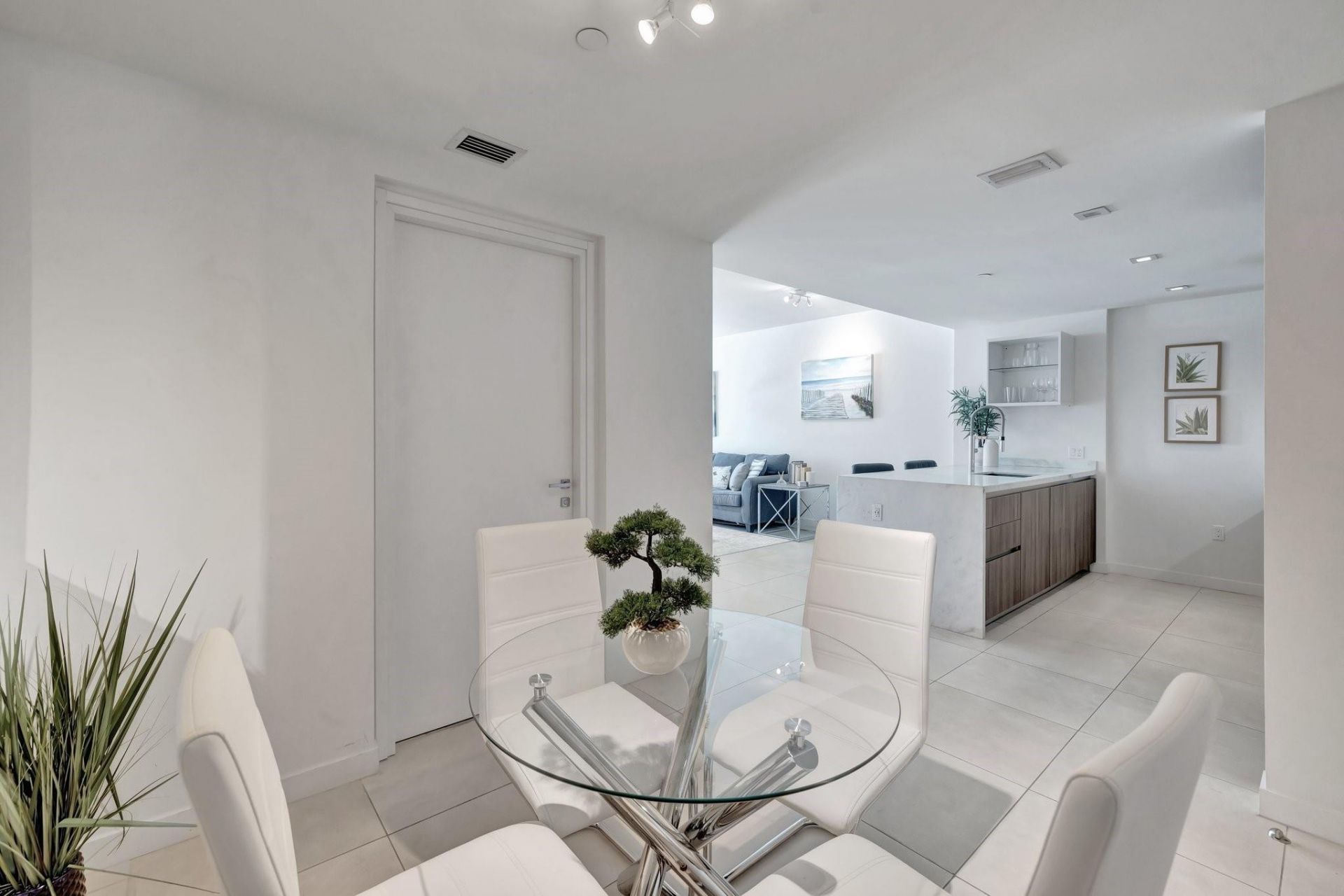 401 N Birch Road, Unit 510, Fort Lauderdale, FL 33304 Photo