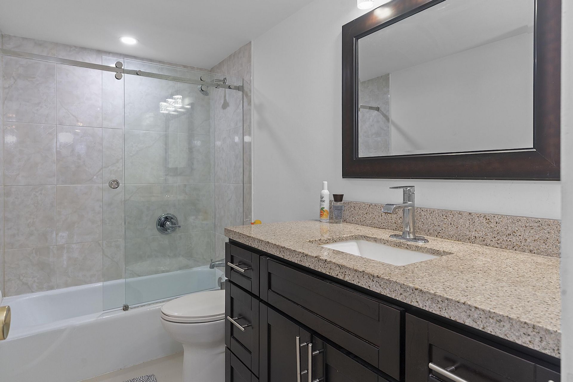 1170 N Federal Highway, Unit 612, Fort Lauderdale, FL 33304 Photo