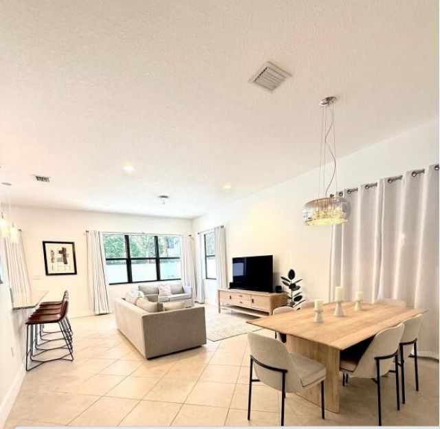 9218 SW 39th Street, Miramar, FL 33025 Photo