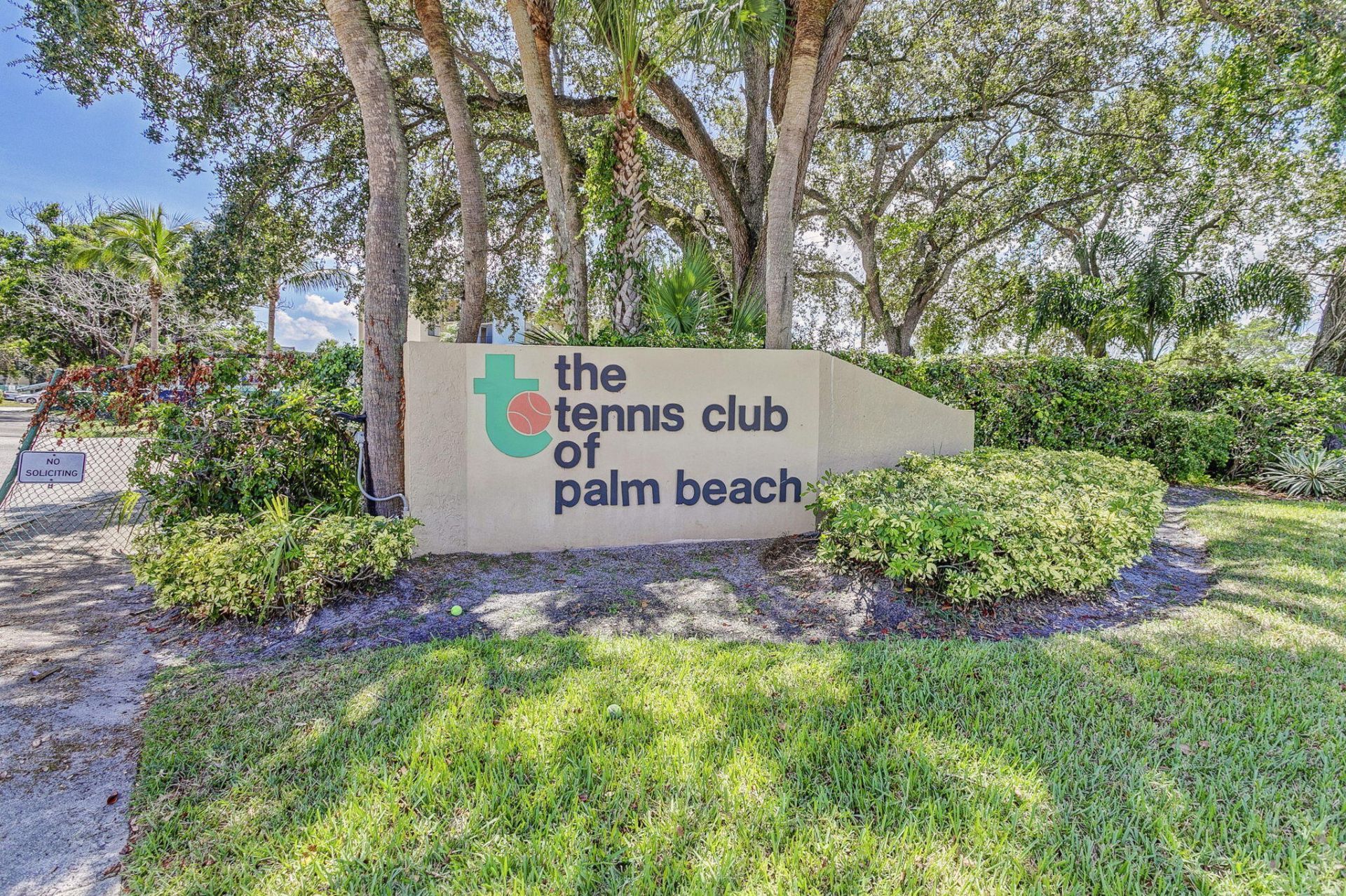 2786 Tennis Club Drive, Unit 407, West Palm Beach, FL 33417 Photo