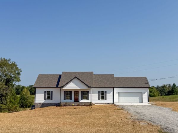 852 Lower Halls Mill , Shelbyville, TN 37160