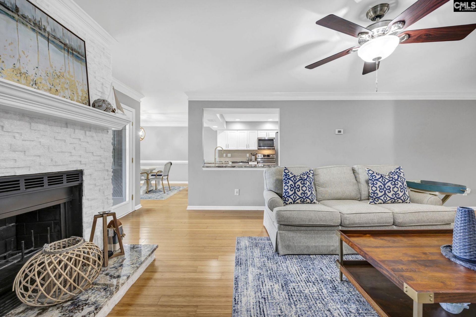 322 Cove Court  Photo 10