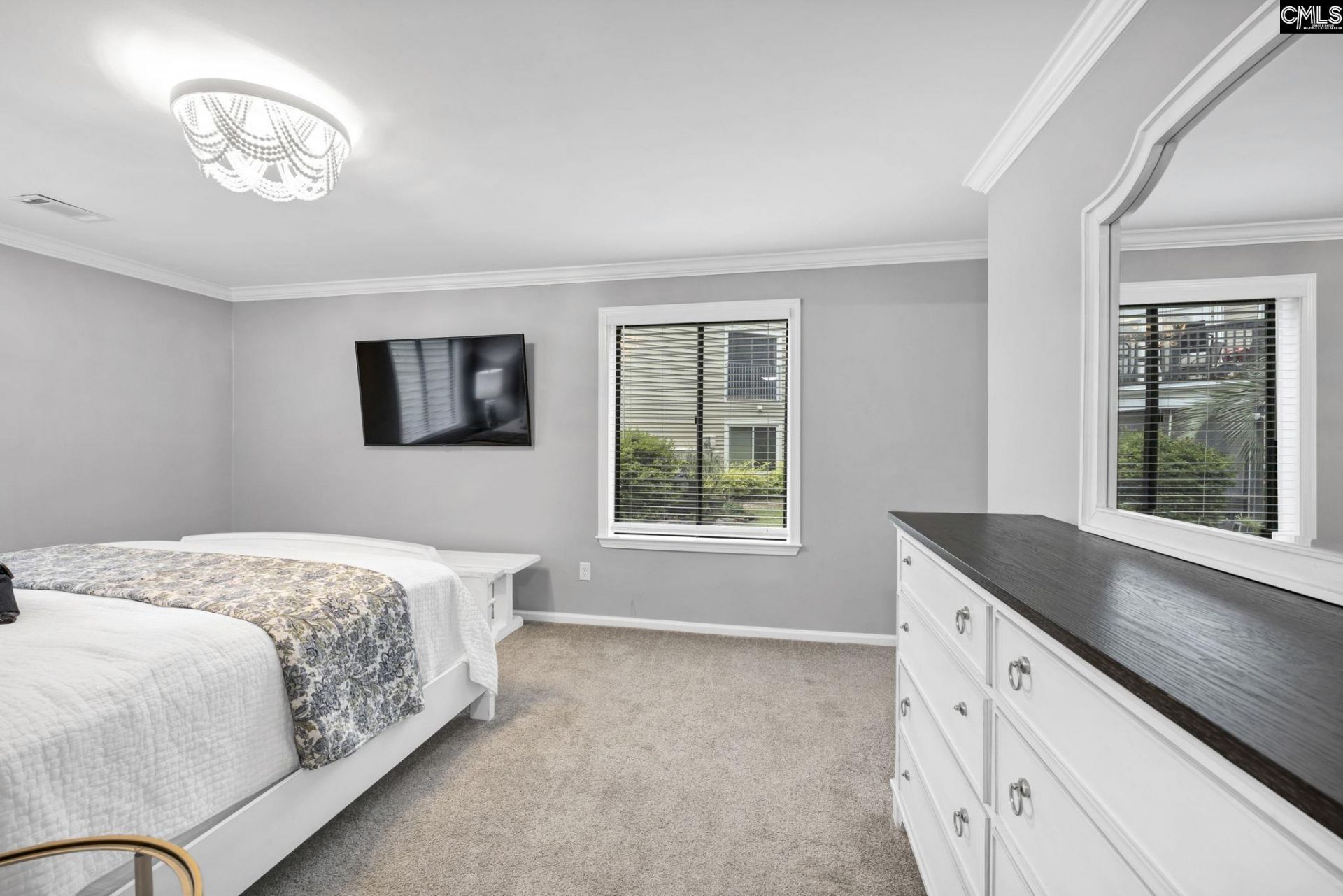 322 Cove Court  Photo 29