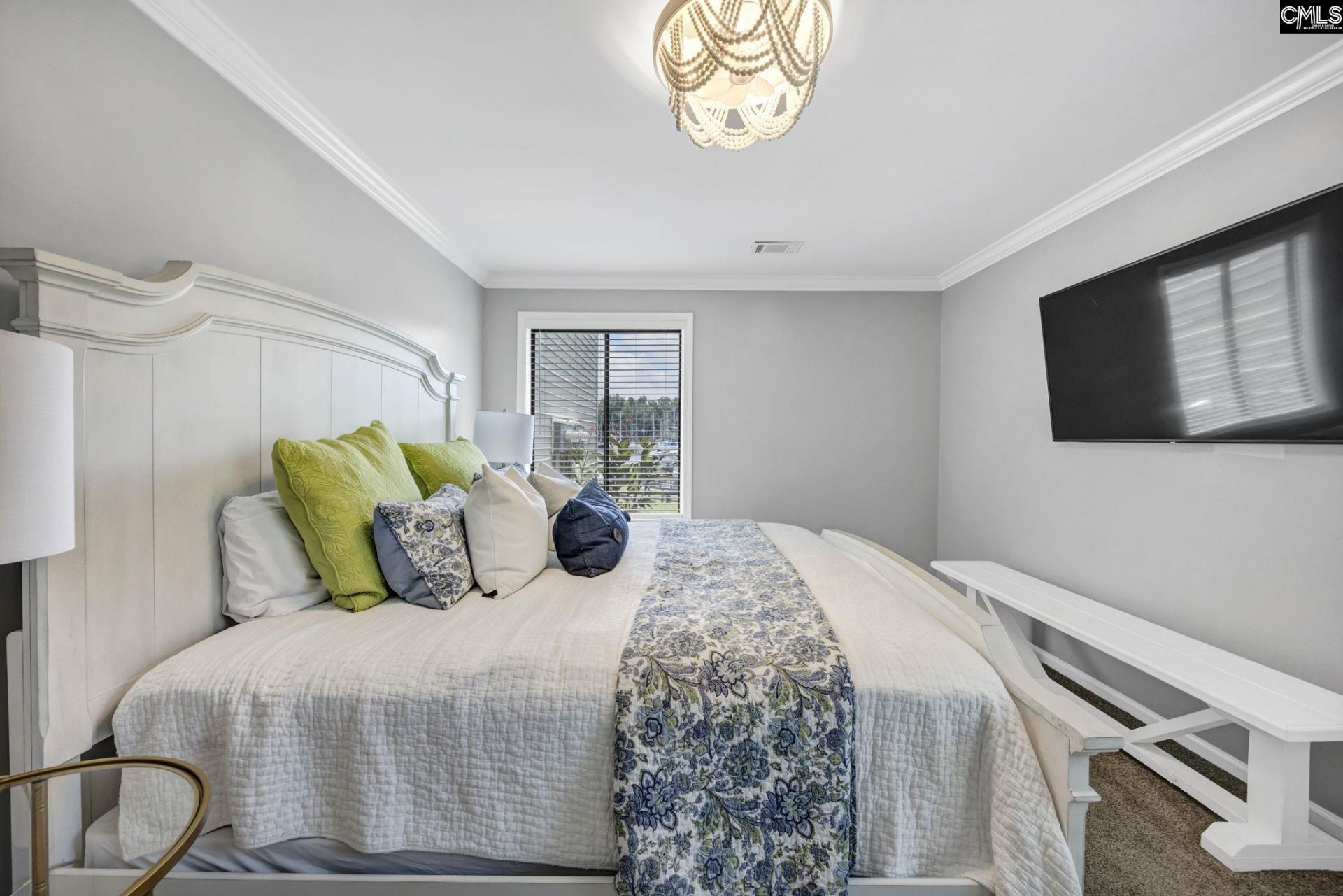 322 Cove Court  Photo 31