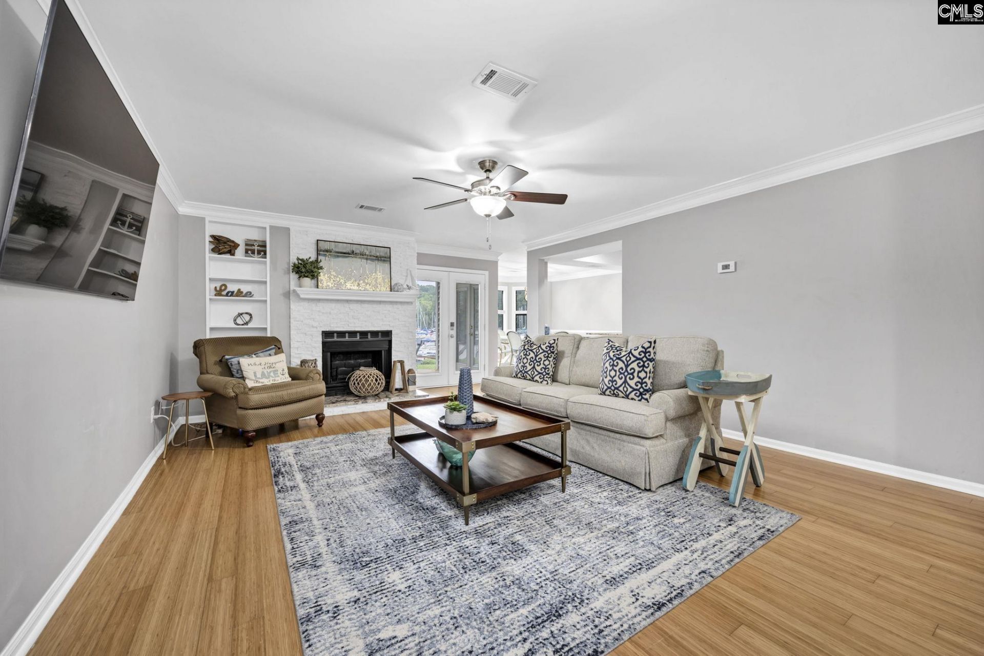 322 Cove Court  Photo 7