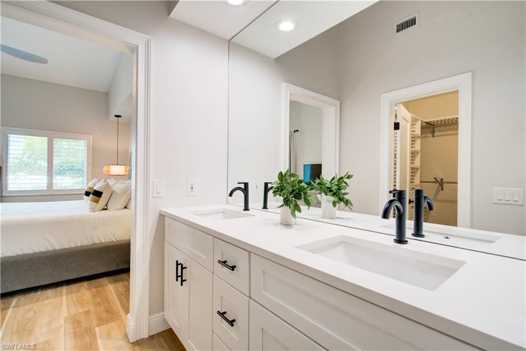 7741 Pebble Creek Cir, Unit 302, Naples, FL 34108 Photo