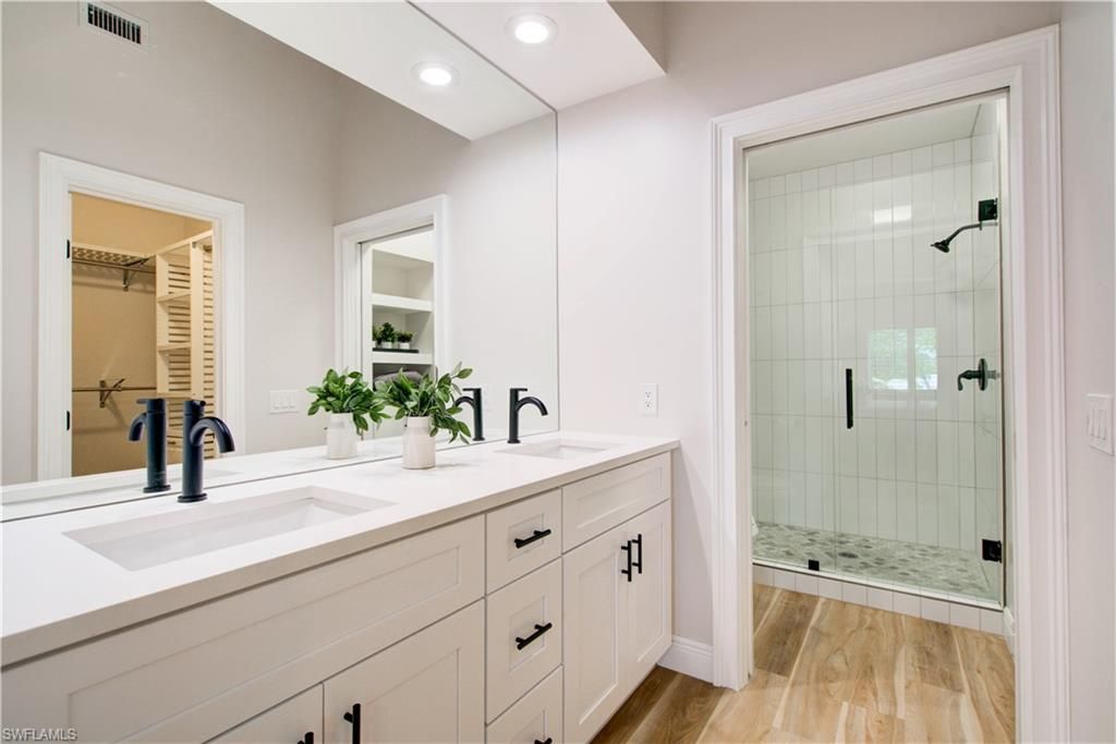 7741 Pebble Creek Cir, Unit 302, Naples, FL 34108 Photo