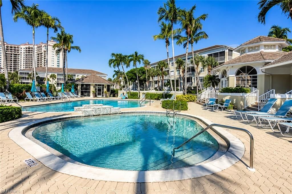7741 Pebble Creek Cir, Unit 302, Naples, FL 34108 Photo