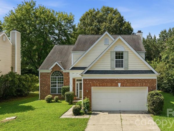 11215 Longhedge Lane , Charlotte, NC 28273