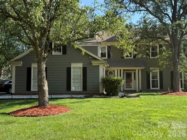 3709 Stoneglen Path, Charlotte, NC 28269