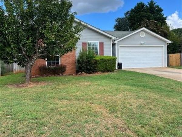 421 Autumn Lake Court, Mcdonough, GA 30253