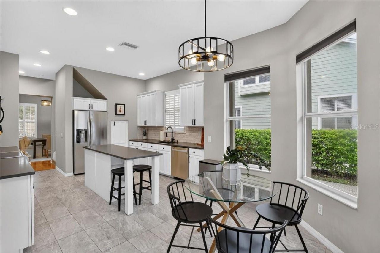 9830 W Park Village Drive, Tampa, FL 33626 Photo