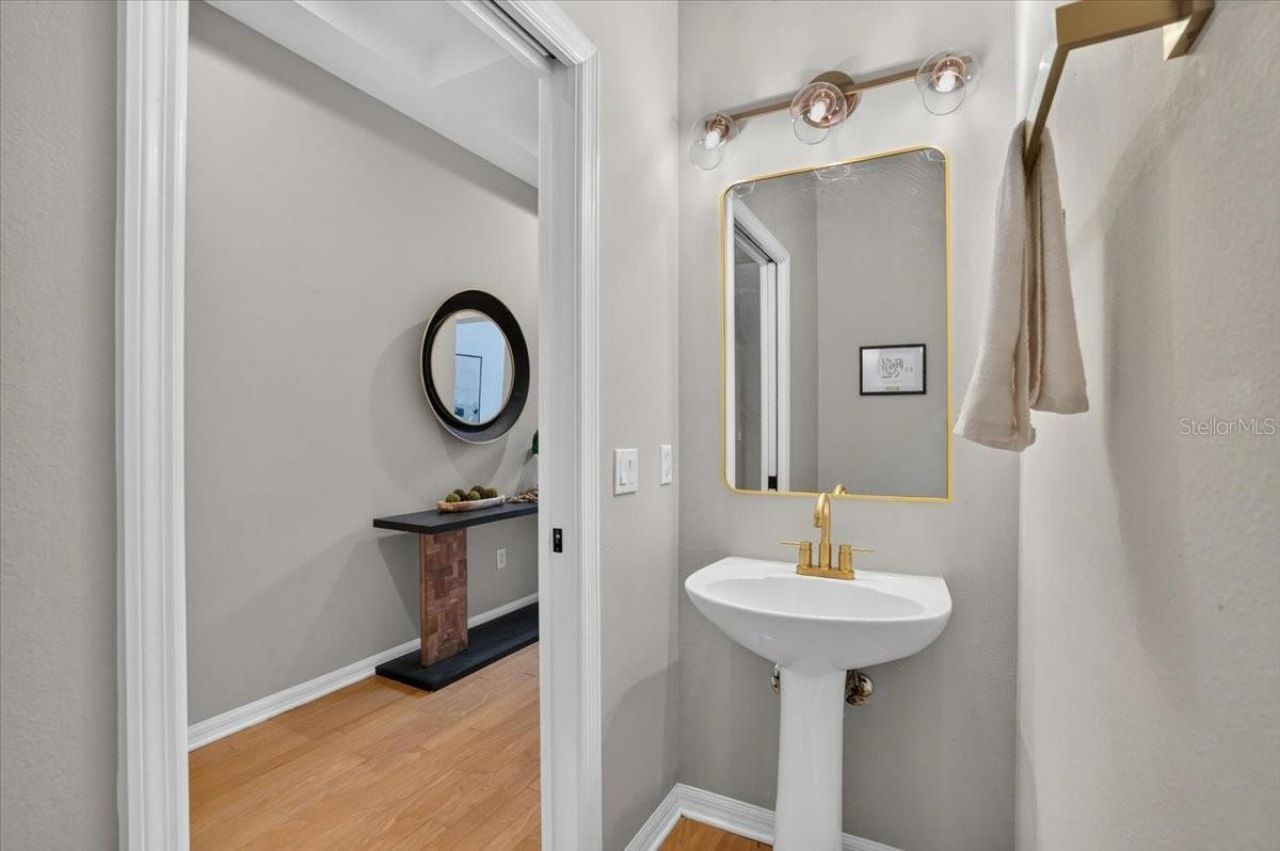 9830 W Park Village Drive, Tampa, FL 33626 Photo