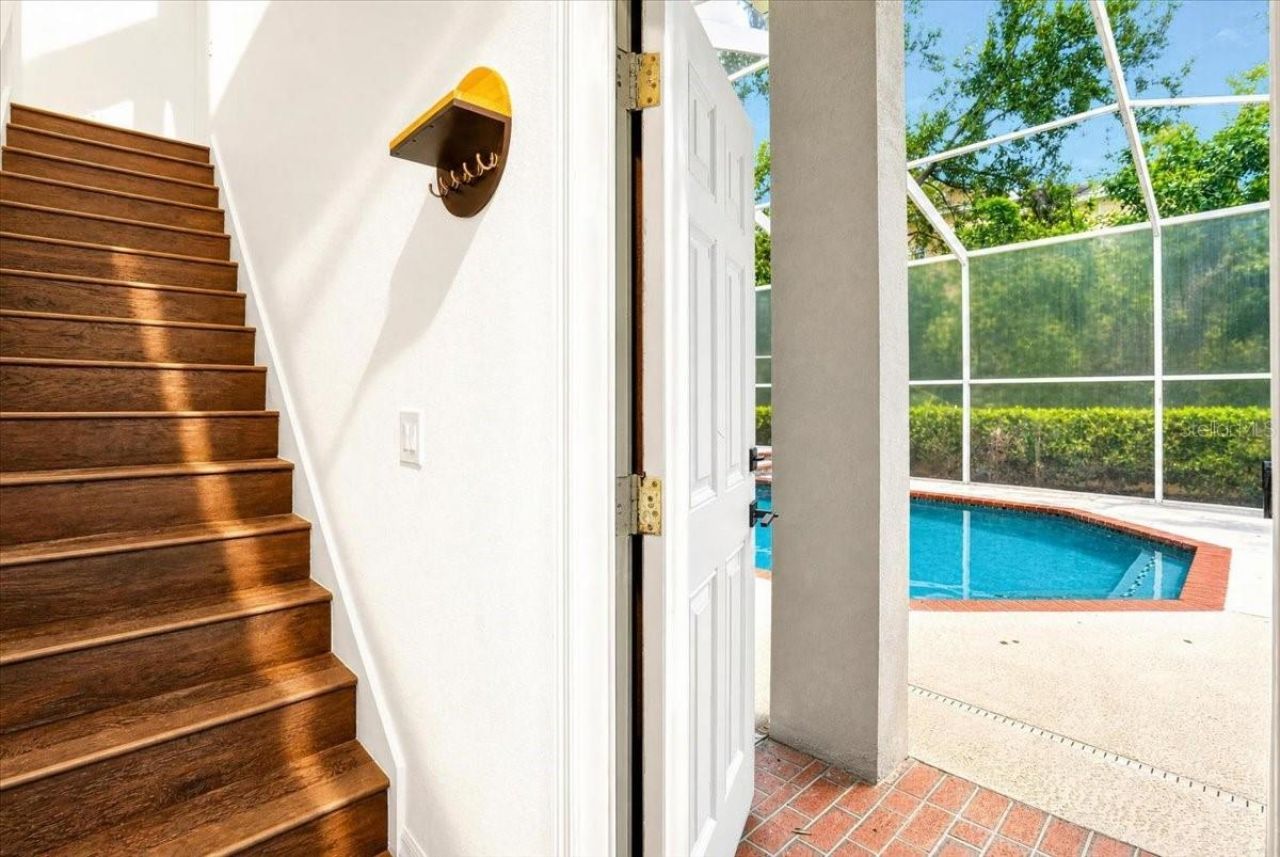 9830 W Park Village Drive, Tampa, FL 33626 Photo