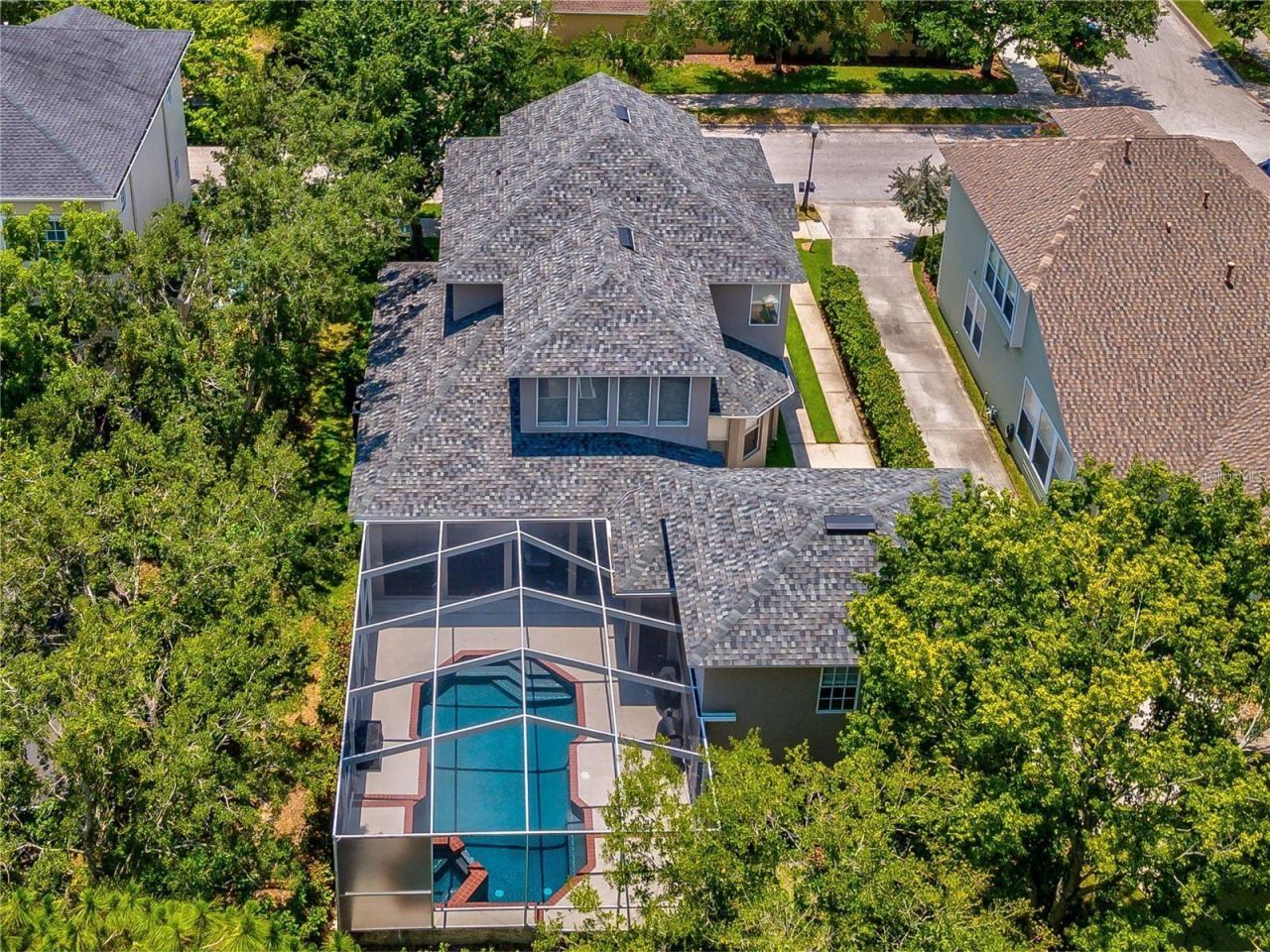 9830 W Park Village Drive, Tampa, FL 33626 Photo