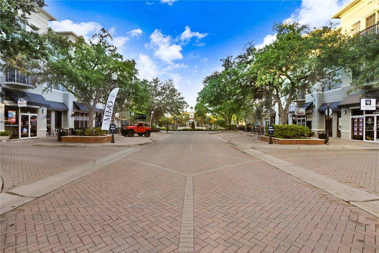 9830 W Park Village Drive, Tampa, FL 33626 Photo