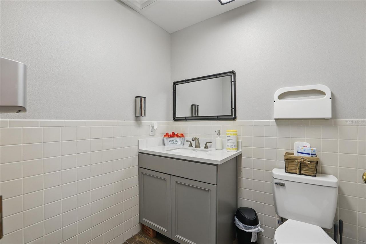 5639 Hansel Avenue , Orlando, FL 32809 Photo