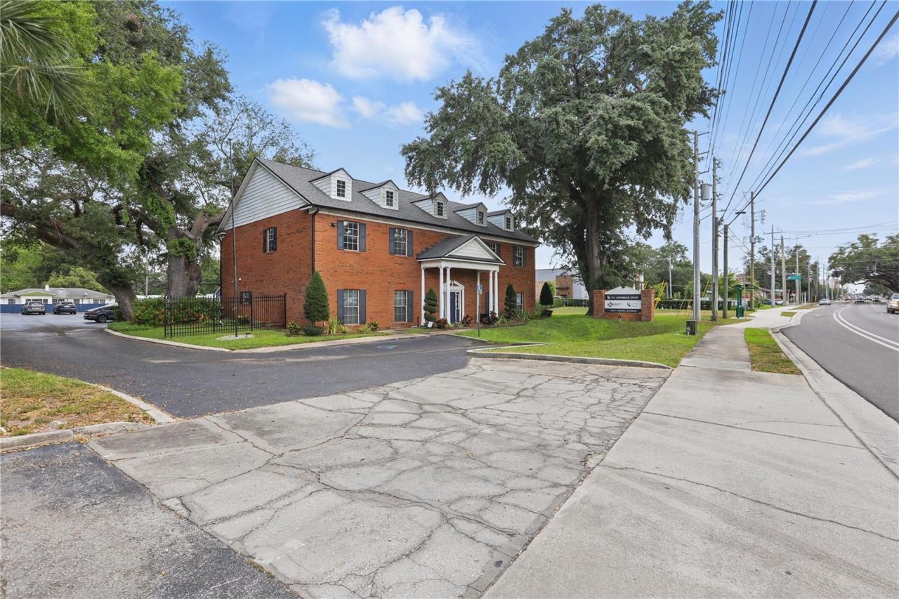 5639 Hansel Avenue , Orlando, FL 32809 Photo