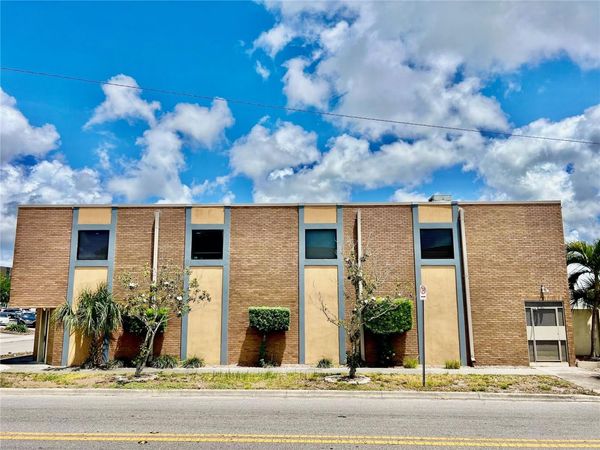 1253 PARK STREET, CLEARWATER, FL 33756