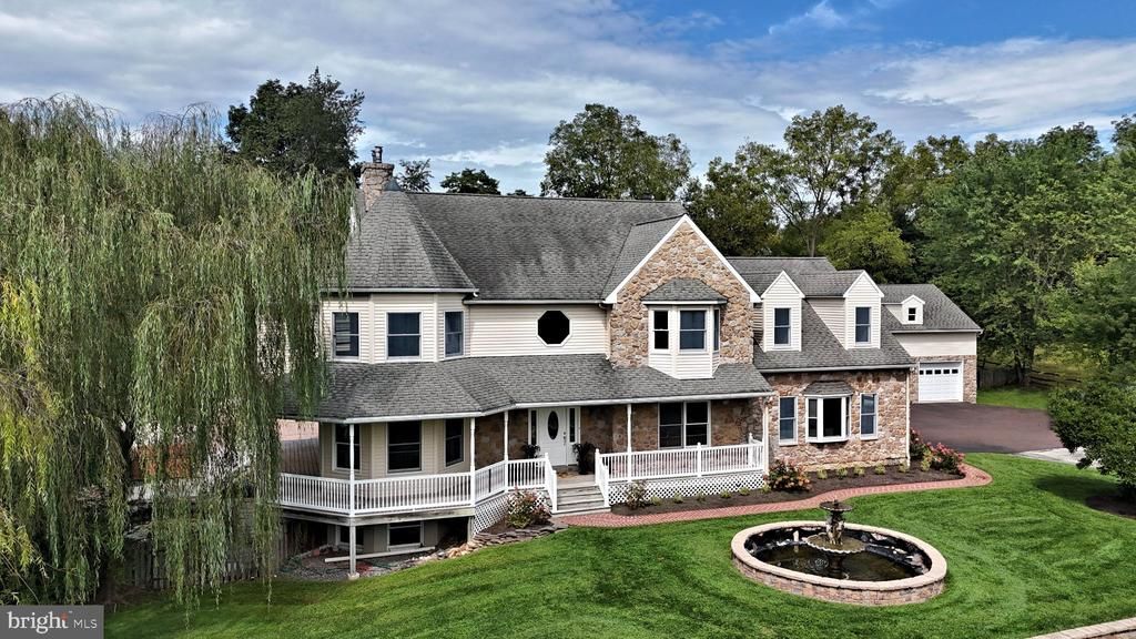 2 TRABER LANE, SPRING CITY, PA 19475