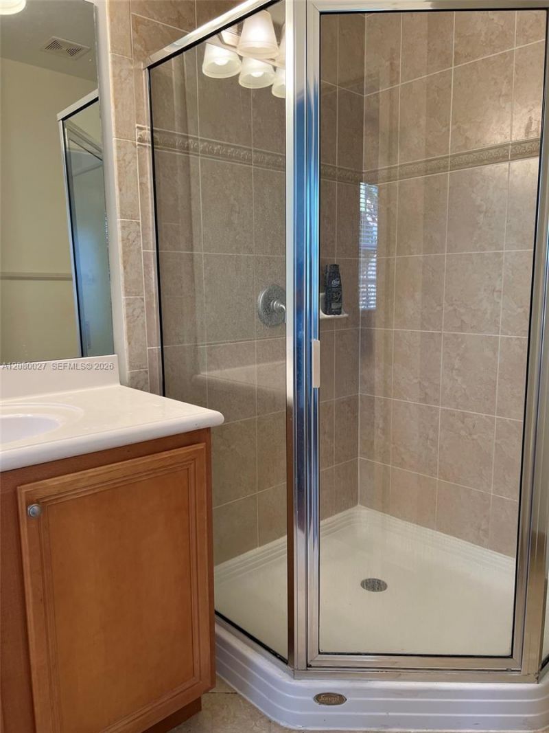 123 E Royal Palm Cir, Unit 105, Jupiter, FL 33458 Photo