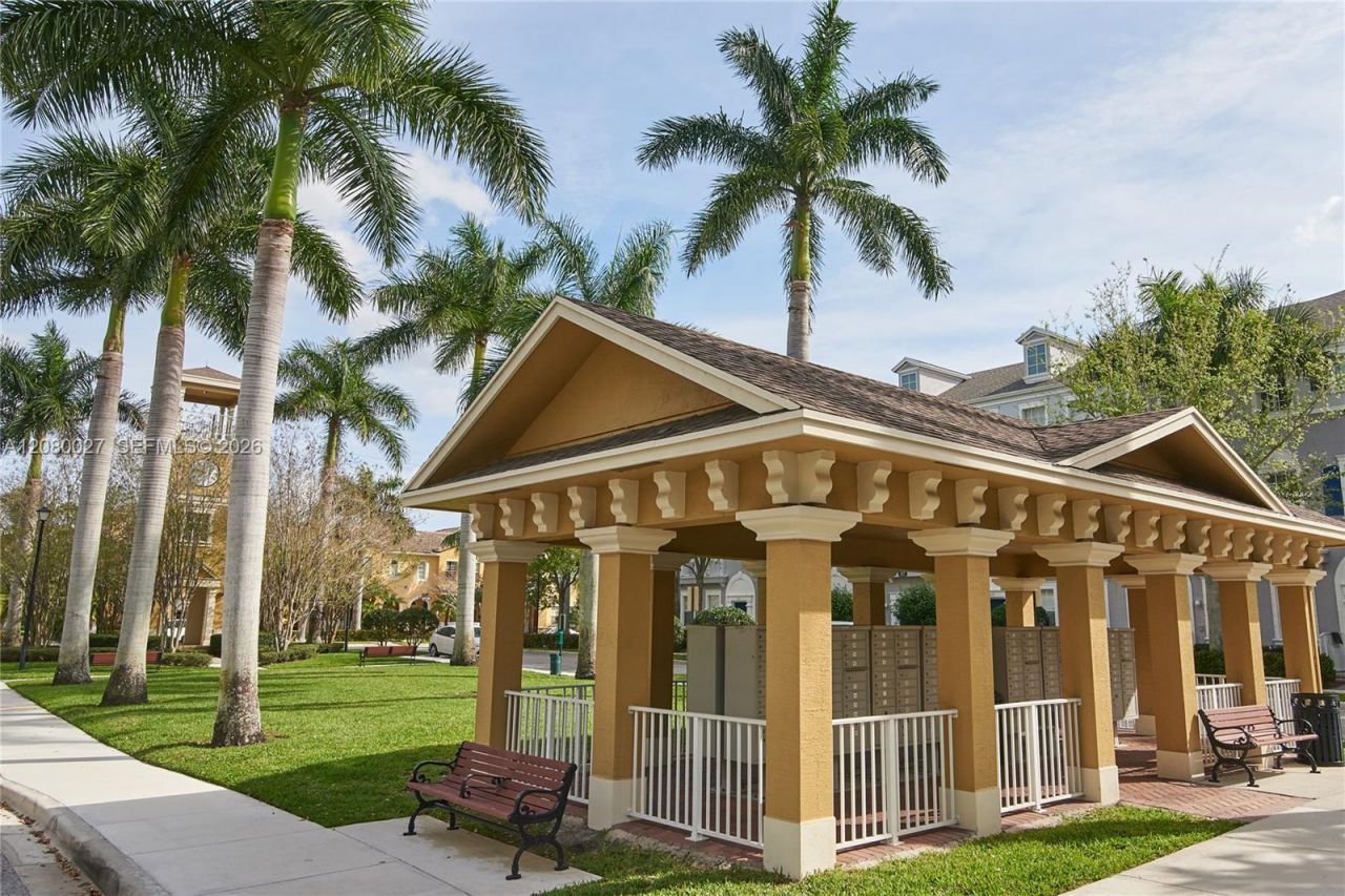 123 E Royal Palm Cir, Unit 105, Jupiter, FL 33458 Photo