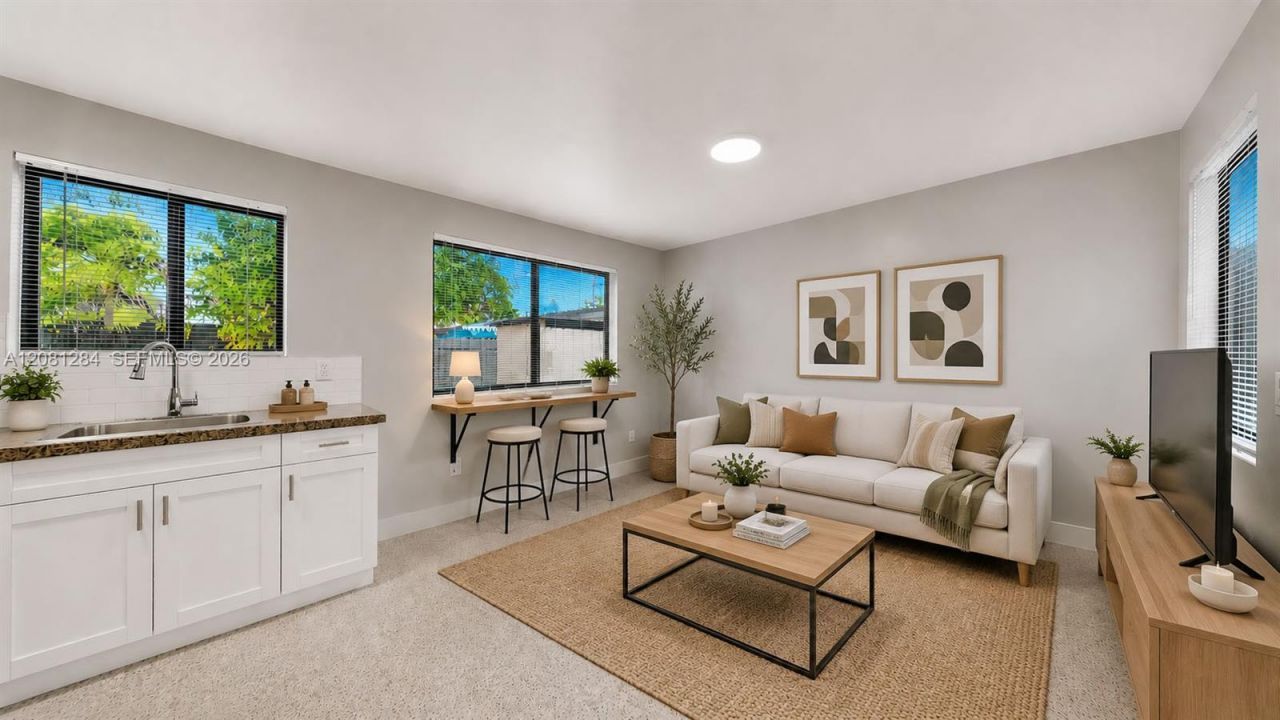 101 W 11th St , Unit 5, Hialeah, FL 33010 Photo