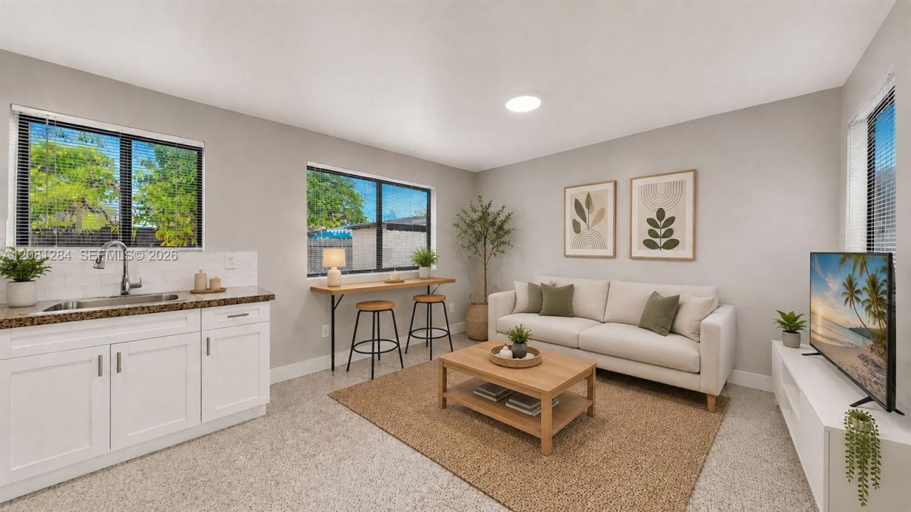 101 W 11th St , Unit 5, Hialeah, FL 33010 Photo