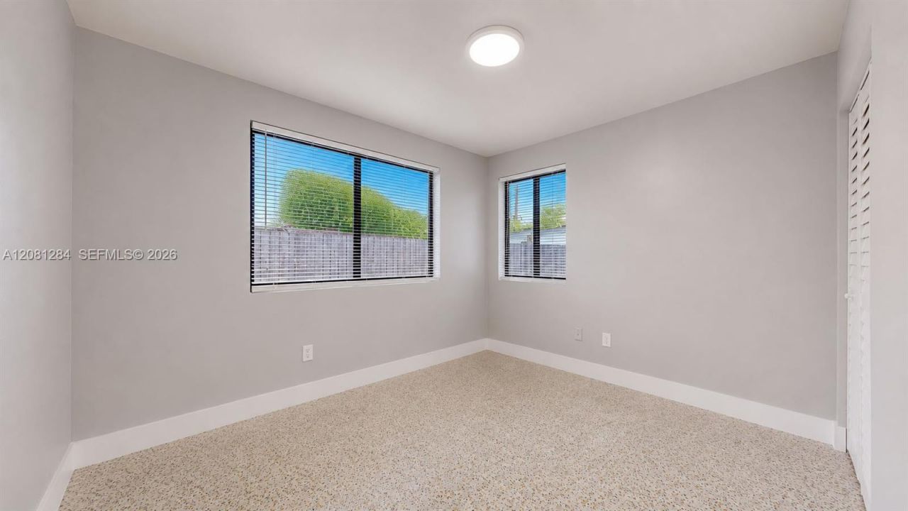 101 W 11th St , Unit 5, Hialeah, FL 33010 Photo