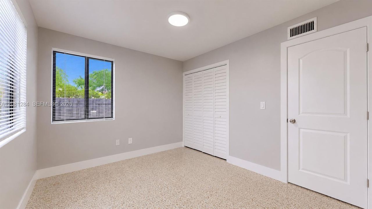 101 W 11th St , Unit 5, Hialeah, FL 33010 Photo