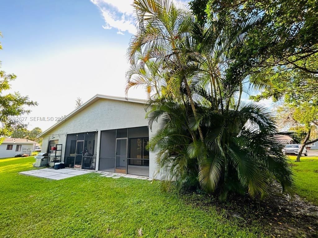 611 Racquet Club Rd , Unit 1, Weston, FL 33326 Photo