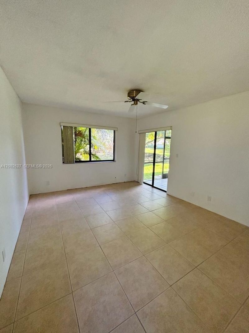 611 Racquet Club Rd , Unit 1, Weston, FL 33326 Photo