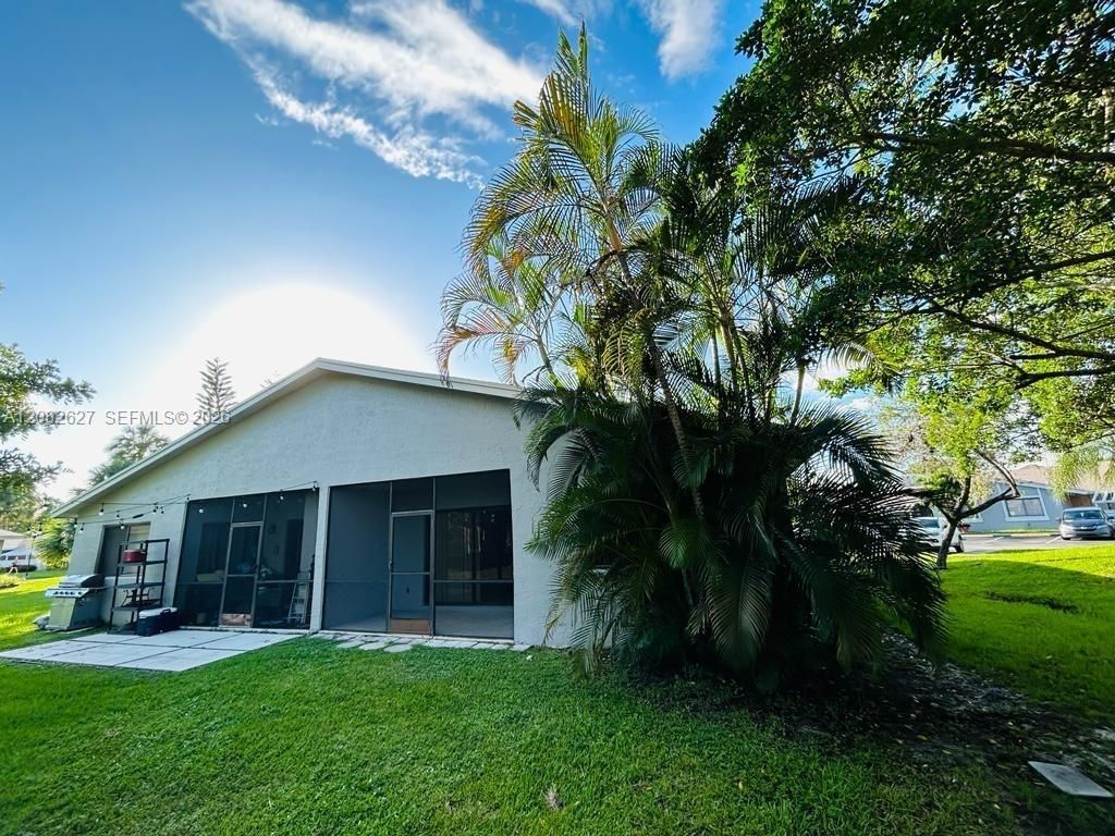 611 Racquet Club Rd , Unit 1, Weston, FL 33326 Photo