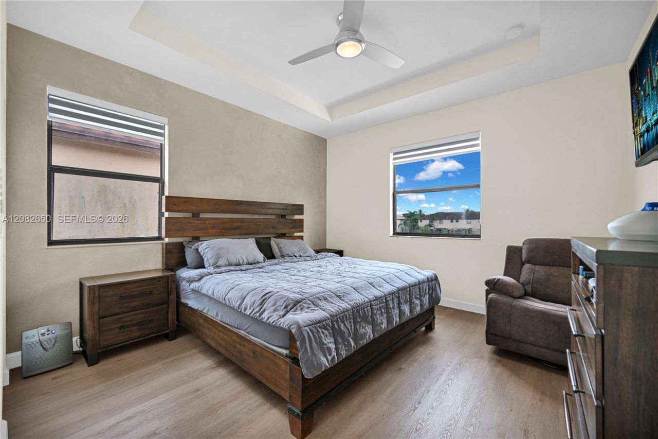 3803 NE 2nd St, Homestead, FL 33033 Photo